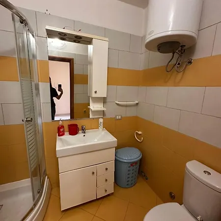 Tuttomondo Apartamento Golem (Tirana)
