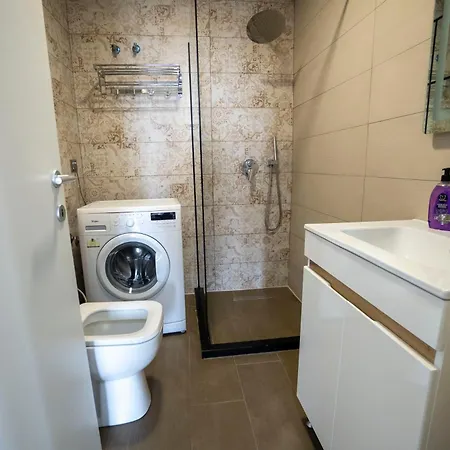 Apartment Tuttomondo Golem (Tirana)